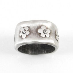 Danon Chunky Silver Daisy Flower Ring With Swarovski Crystals