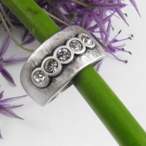 Danon Chunky Silver Swarovski Crystals Ring R975