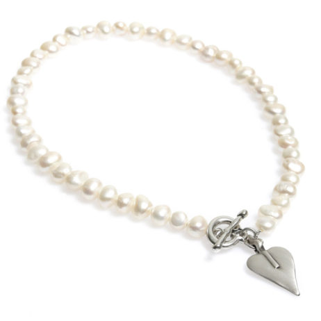 Danon Jewellery Freshwater Pearl Necklace with Signature Heart