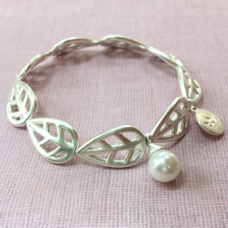 Sence Copenhagen Silver Leaf with Mother of Pearl Bracelet
